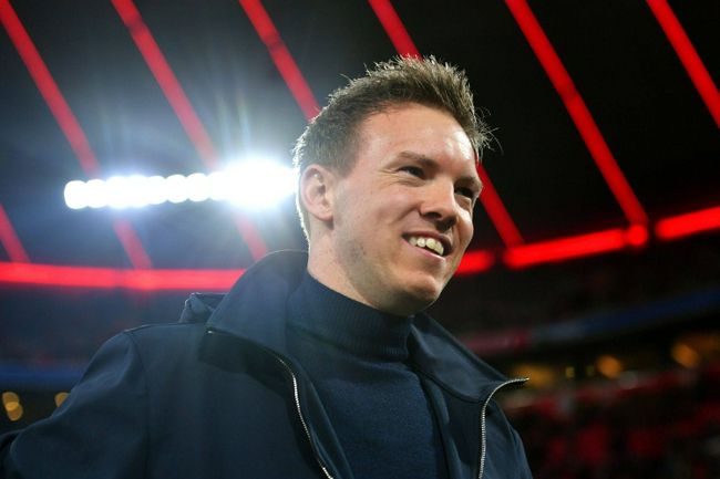 talkSPORT：曼联决定不触发瓦拉内合同中延长一年的选项英媒talkSPORT的报道，曼联已经决定不触发瓦拉内合同中延长一年的选项，在今年夏天成为自由球员之前，瓦拉内现在就可以自由地和海外俱乐部谈判以及预签合同。
